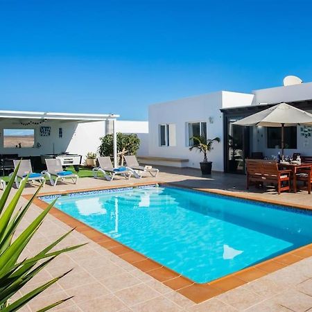 Villa Mario Lanzarote Плая Бланка Екстериор снимка