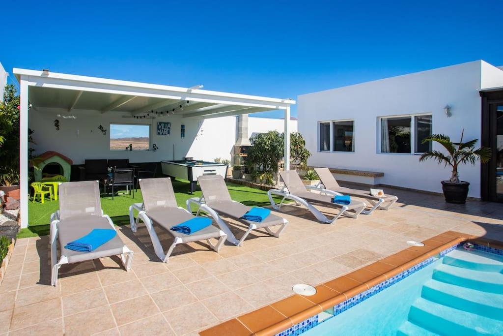 Villa Mario Lanzarote Плая Бланка Екстериор снимка